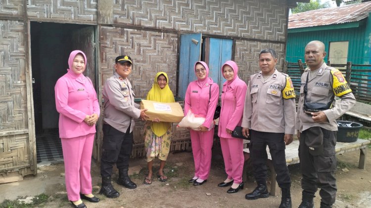 Tali Kasih Polsek Reo: Bansos dalam Rangka HUT Bhayangkara ke-79