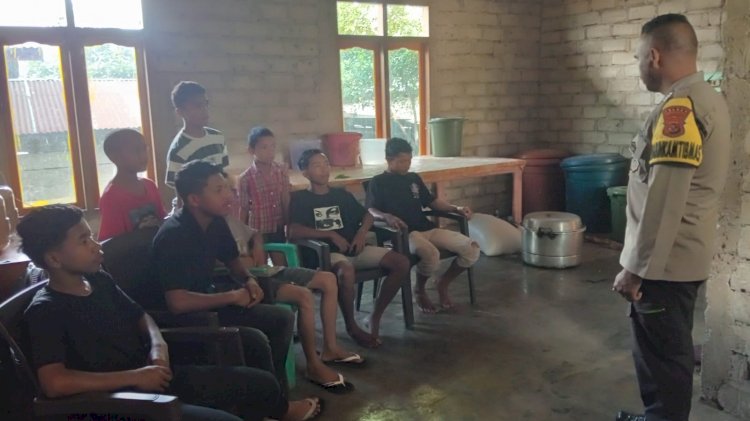 Bhabinkamtibmas Satarmese Tindak Lanjuti Pengaduan Warga Terkait Gangguan Ketertiban Malam Hari