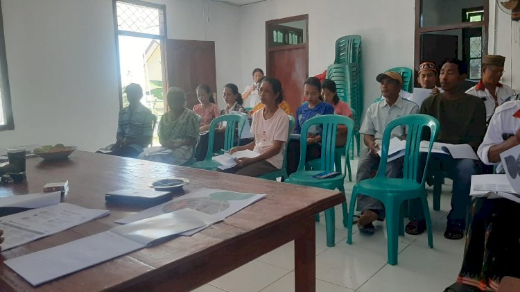 Sosialisasi Program ELECTRA dan Pembentukan Komite PRB serta Tim SIBAT di Desa Paralando