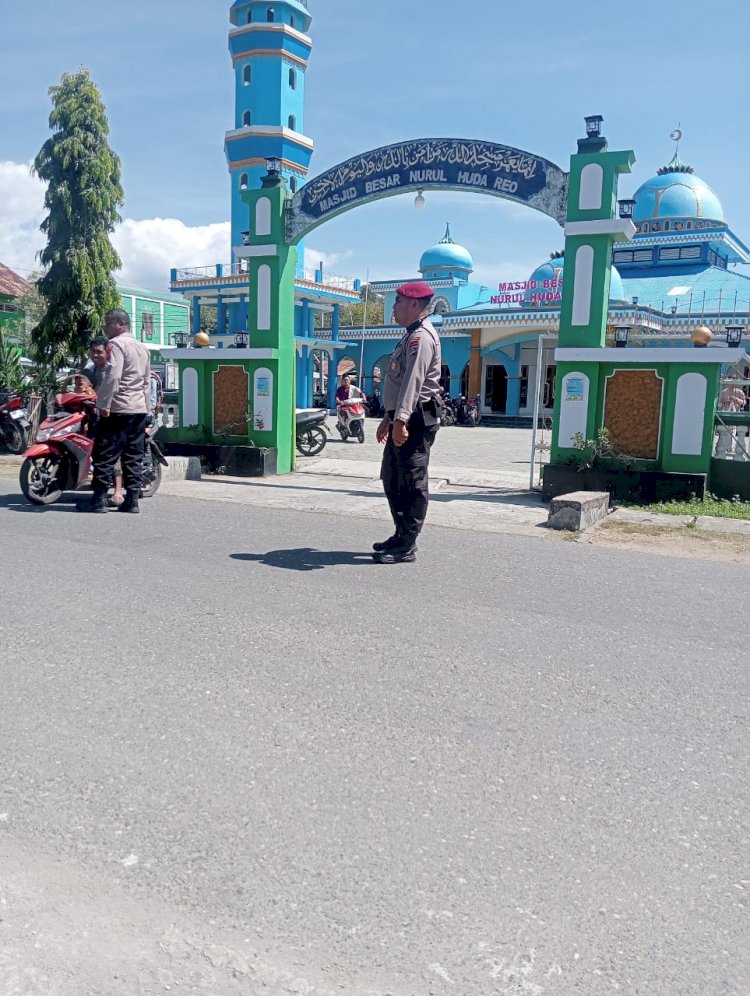 Sinergi Polri dan Masyarakat, Pengamanan Sholat Jumat Berlangsung Kondusif