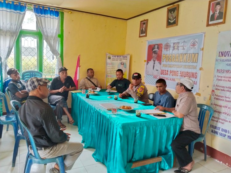 Sinergi Membangun Desa: Bhabinkamtibmas Ikuti Rapat dan Dialogis Kamtibmas