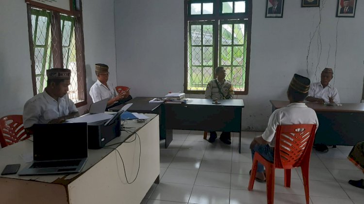 Giat Sambang Desa, Bhabinkamtibmas Tekankan Pentingnya Sinergi Jaga Kamtibmas