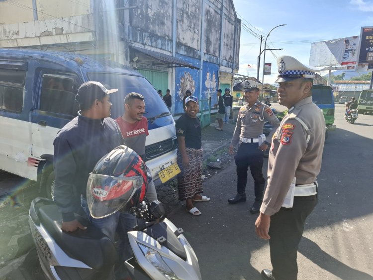 Sat Lantas Polres Manggarai Gelar Patroli KRYD, Pamturlalin dan Himbauan Kamseltibcar Lantas di Kota Ruteng