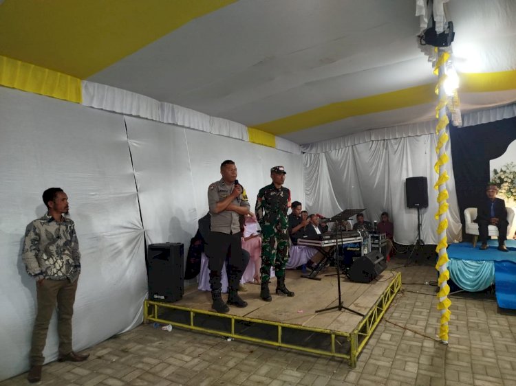 Kolaborasi Bhabinkamtibmas dan Babinsa Kecamatan Ruteng Pengamanan Acara Pernikahan