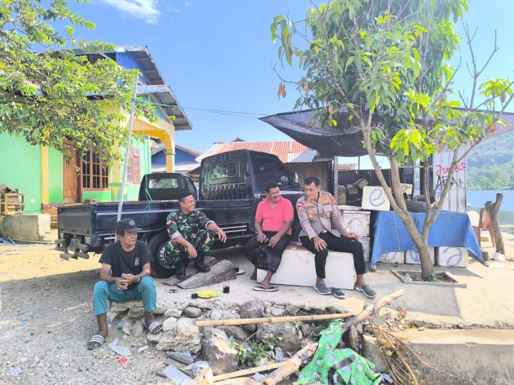 Satpolairud Polres Manggarai Gelar Patroli dan Sambang di Pesisir Sungai Wae Pesi Reok