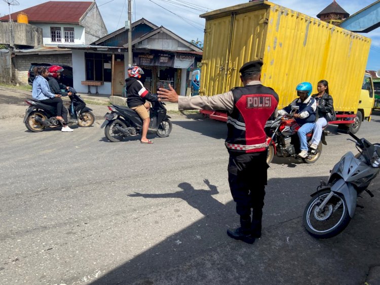 Patroli Dialogis Sat Samapta Polres Manggarai Wujudkan Situasi Kamtibmas Kondusif