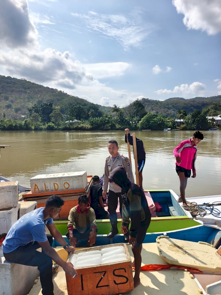 Satpolairud Polres Manggarai Gelar Patroli dan Sambang Kamtibmas di Pesisir Sungai Wae Pesi