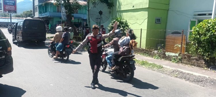 Sat Samapta Polres Manggarai Gelar Patroli Dialogis, Jaga Kondusifitas Kamtibmas