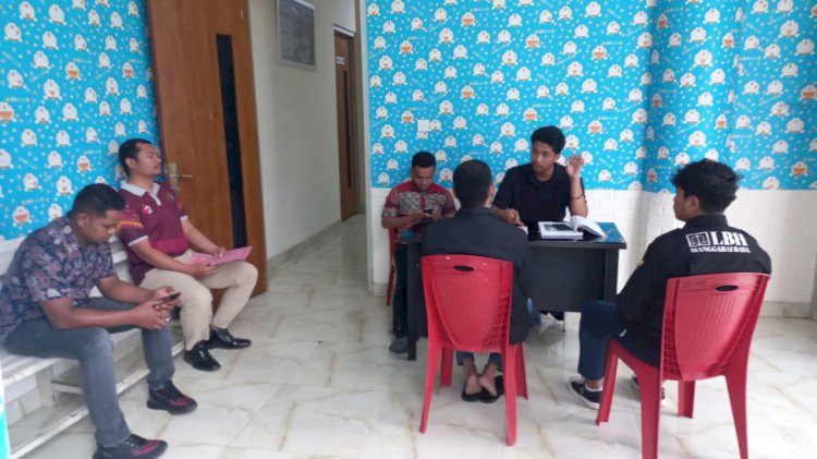 Berkas Dinyatakan Lengkap, Unit PPA Sat Reskrim Polres Manggarai Limpahkan Tersangka dan Barang Bukti ke JPU