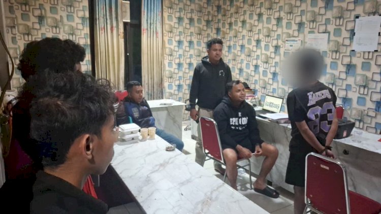 POLRES MANGGARAI AMANKAN TERDUGA PELAKU PENCURIAN HANDPHONE