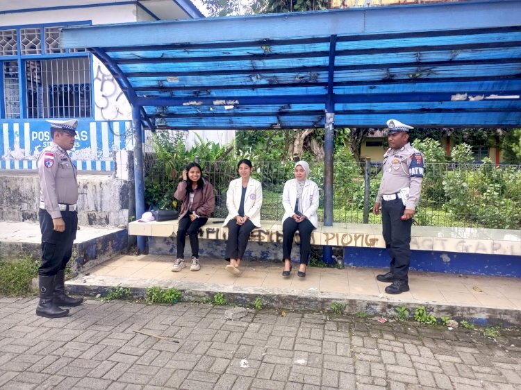 SATLANTAS POLRES MANGGARAI GELAR PATROLI KRYD DAN HIMBAUAN KAMSELTIBCAR LANTAS DI KOTA RUTENG