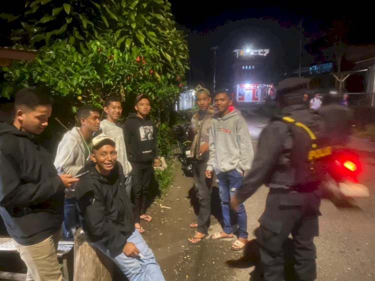 Unit Turjawali Sat Samapta Polres Manggarai Gelar Patroli Perintis Presisi Jaga Kamtibmas Malam Hari