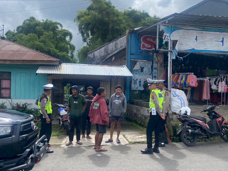 MELONJAKNYA ARUS LALU LINTAS JELANG NATARU, POLRES MANGGARAI GELAR STRONG POINT DAN HIMBAUAN KAMTIBCARLANTAS