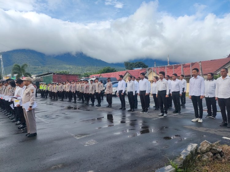 Kapolres Manggarai Pimpin Apel Jam Pimpinan, Tekankan Disiplin dan Larangan Konsumsi Miras