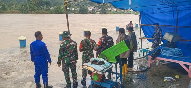 POLSEK REO PIMPIN PATROLI CUACA EKSTREM DAN PEMANTAUAN DEBIT AIR KALI WAE PESI