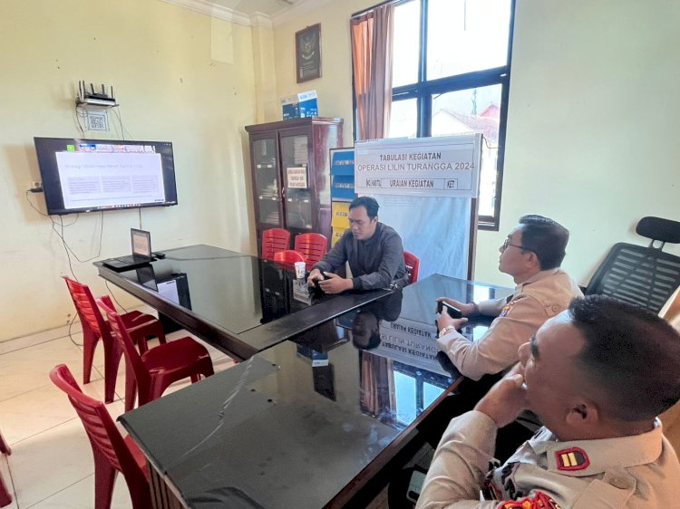 Polres Manggarai Polda NTT Gelar Zoom Meeting Bimbingan Rohani Agama Islam dan Hindu