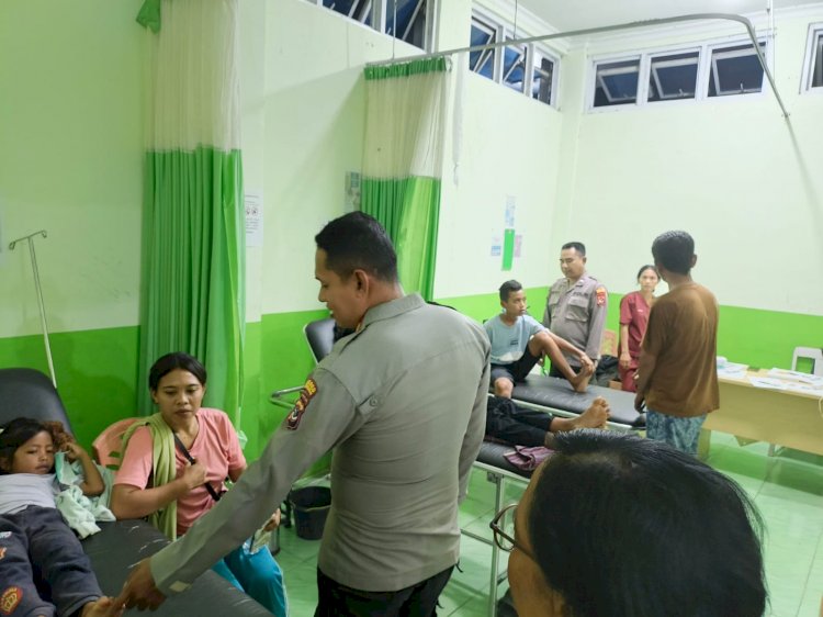 Dugaan Adanya Warga Keracunan, Polres Manggarai Polda NTT Turun Langsung Dampingi Pasien, Pastikan Warga  Dapatkan  perawatan yang baik .