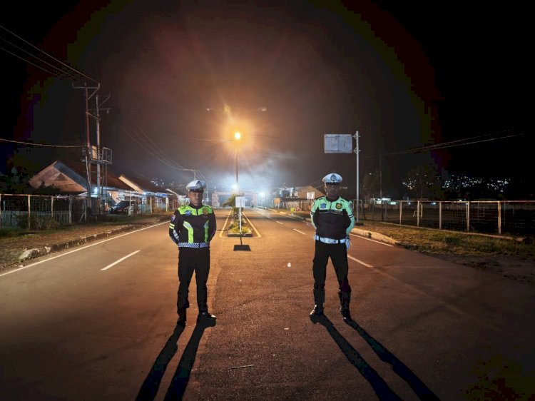 Patroli Malam Antisipasi Balap Liar dan Laka Lantas, Polres Manggarai Intensifkan Pengawasan di Titik Rawan