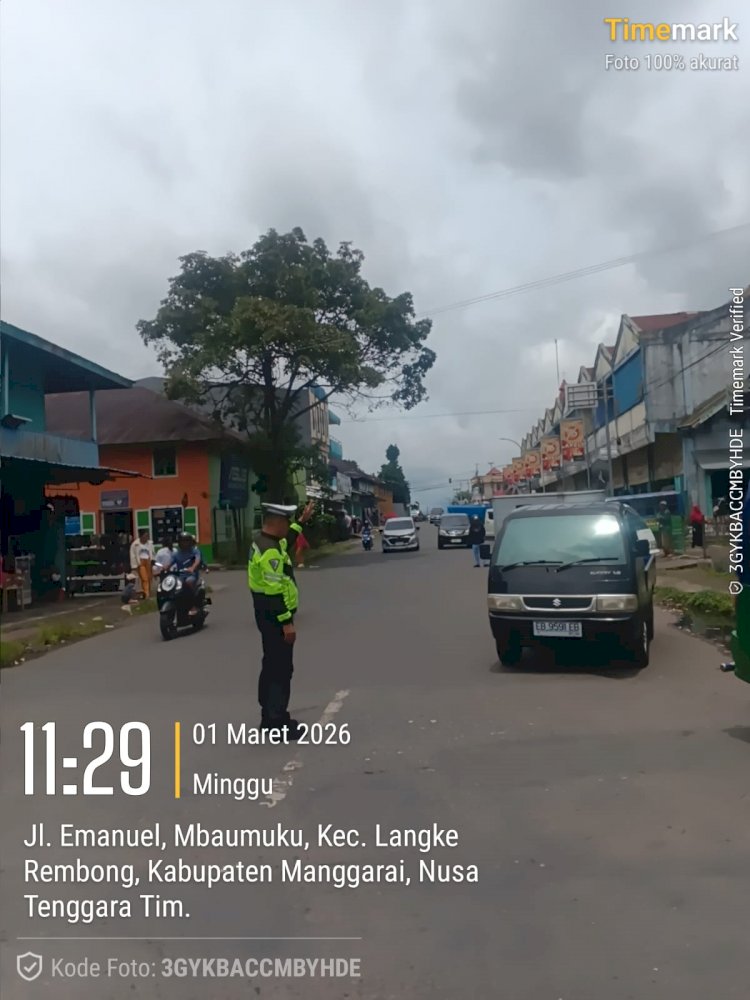 SATLANTAS POLRES MANGGARAI GELAR PATROLI KRYD DAN PAMTURLALIN DI KOTA RUTENG