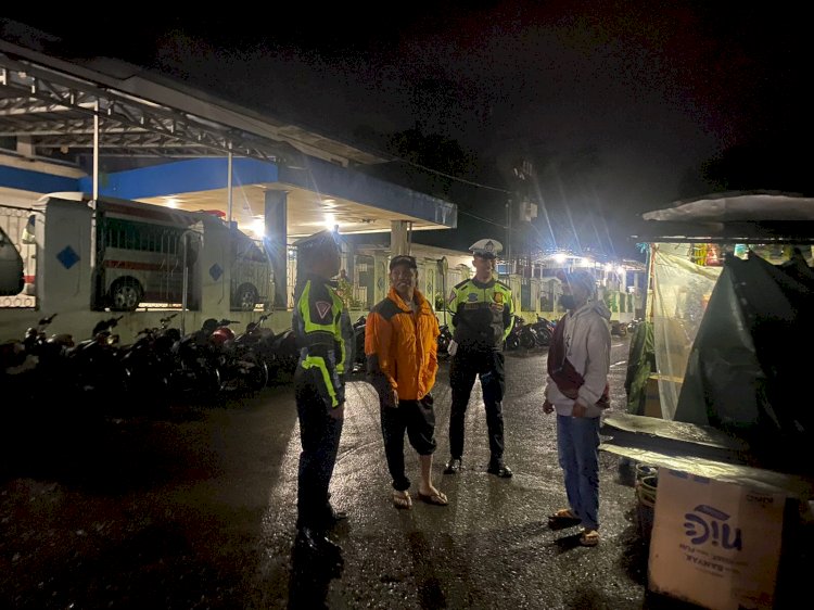 SATLANTAS POLRES MANGGARAI GELAR PATROLI MALAM ANTISIPASI BALAP LIAR DAN LAKA LANTAS