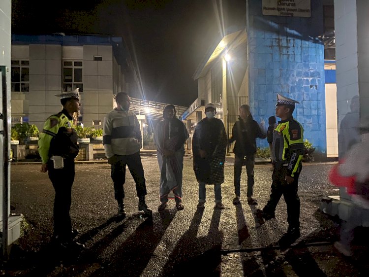 SATLANTAS POLRES MANGGARAI GELAR PATROLI MALAM ANTISIPASI BALAP LIAR DAN LAKA LANTAS