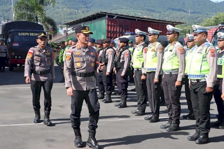 Kapolres Manggarai Pimpin Apel Gelar Pasukan Operasi Ketupat Turangga 2026 untuk Pengamanan Idul Fitri 1447 H