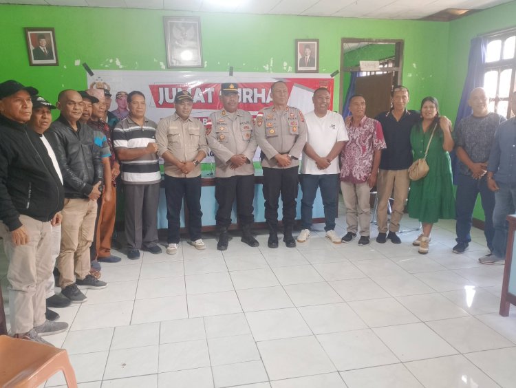 POLRES MANGGARAI GELAR KEGIATAN “JUMAT CURHAT” DI KELURAHAN MBAUMUKU