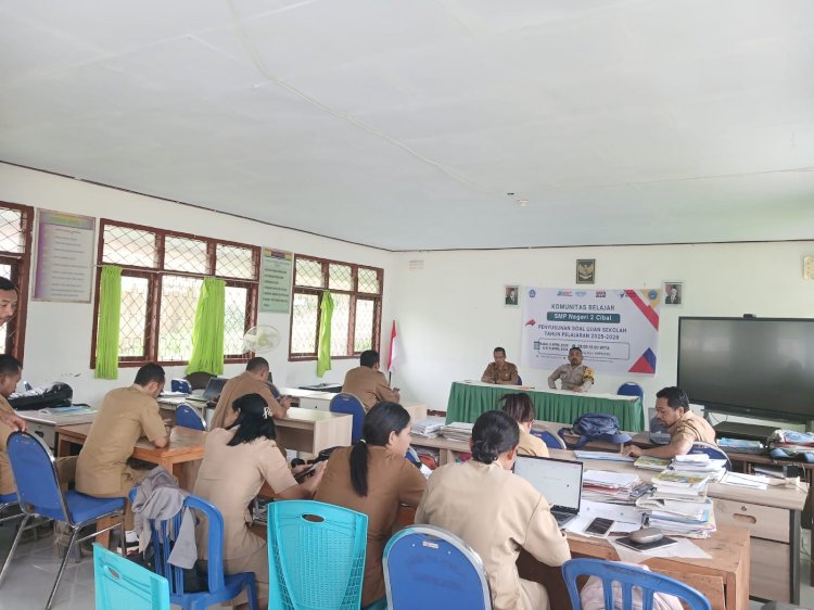 Perkuat Kamtibmas di Lingkungan Pendidikan, Bhabinkamtibmas Polsek Cibal Sambangi SMPN 2 Cibal