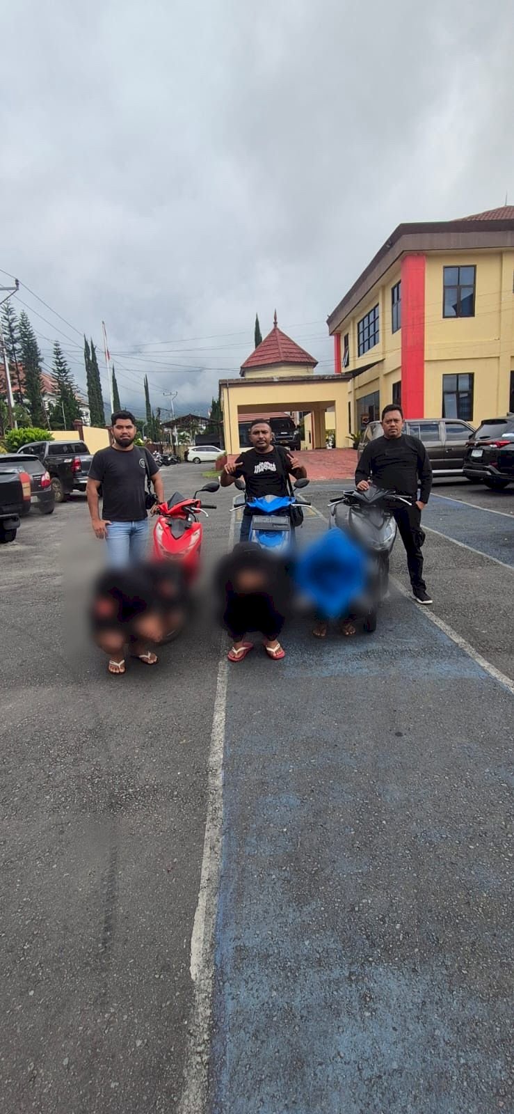 Unit Jatanras Polres Manggarai Ringkus Tiga Pelaku Pencurian Handphone