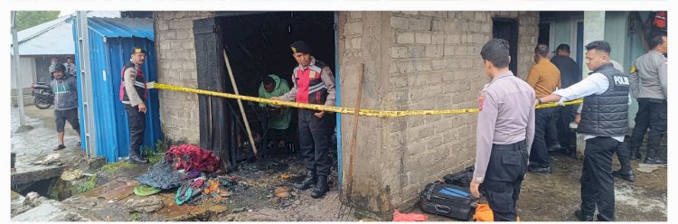 Gerak Cepat SPKT  Polres Manggarai ,Atasi Kebakaran Hebat di Lawir, Seorang Wanita Alami Luka Bakar Serius