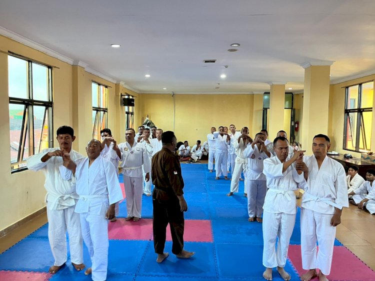 PASTIKAN KESIAPAN  FISIK  36 PERSONIL  POLRES MANGGARAI POLDA NTT, IKUTI UJIAN BELADIRI POLRI DALAM RANGKA UKP PERIODE 1 JULI 2026 .