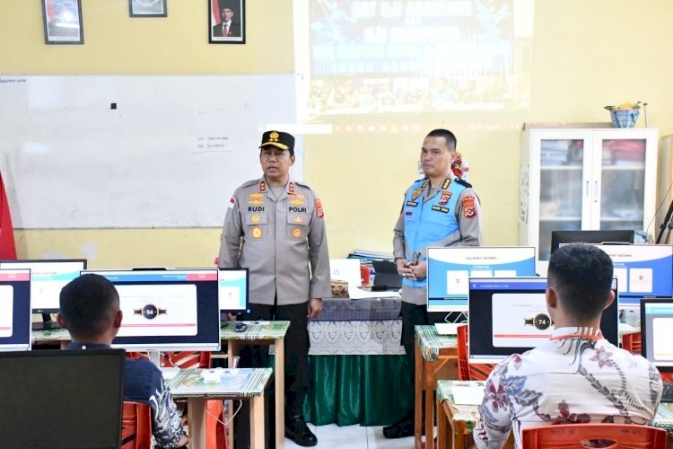 Jangan Percaya Calo!” Pesan Tegas Kapolda NTT Saat Tinjau Seleksi Taruna AKPOL 2026 di Kupang