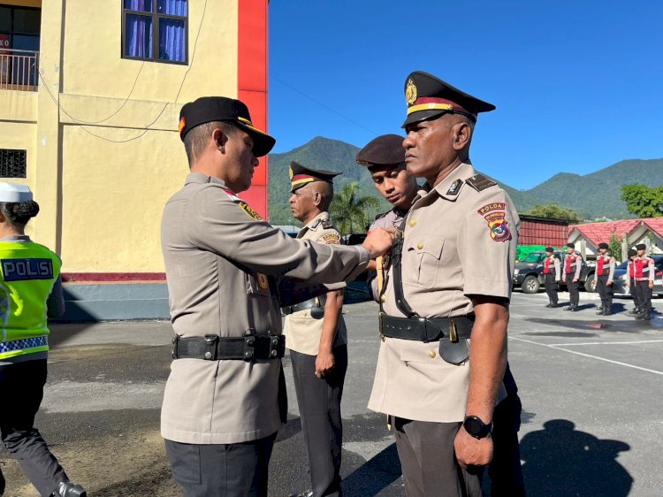 UPACARA SERAH TERIMA JABATAN KAPOLSEK CIBAL POLRES MANGGARAI BERLANGSUNG KHIDMAT