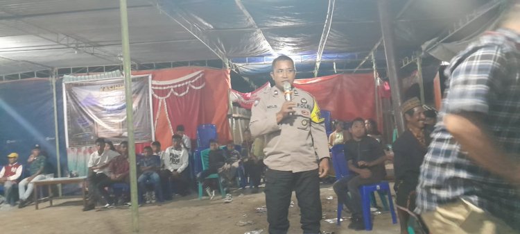 BHABINKAMTMAS DESA BUAR HADIRI DAN PANTAU PESTA SEKOLAH, WUJUD NYATA KEHADIRAN POLRI DALAM MENJAGA KAMTIBMAS DI TENGAH MASYARAKAT