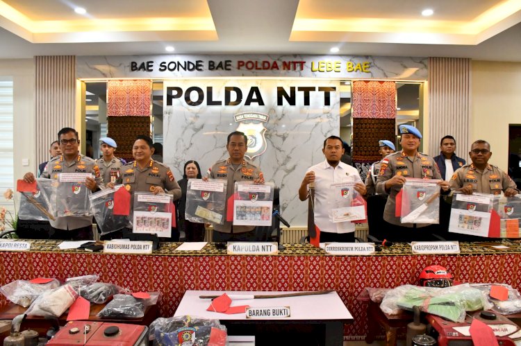 “ Polda NTT Ungkap 76 Kasus Kejahatan Konvensional, Kapolda Tegaskan Tidak Ada Ruang bagi Pelaku Kriminal*
