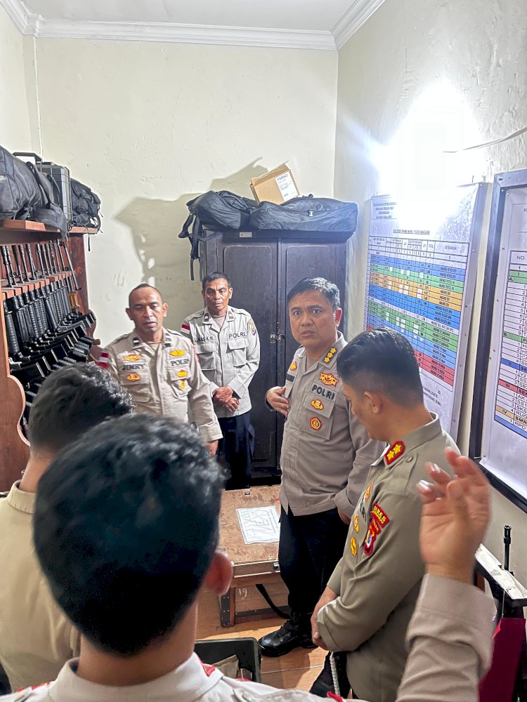 PASTIKAN PENGELOLAAN LOGISTIK BERJALAN OPTIMAL, BIRO LOGISTIK POLDA NTT LAKSANAKAN SUPERVISI, PENGAWASAN DAN PENGENDALIAN DI POLRES MANGGARAI