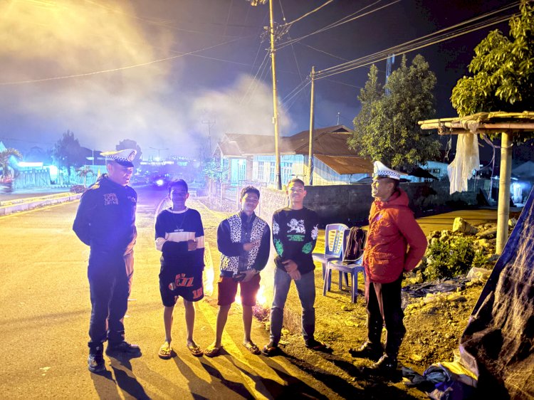 SATLANTAS POLRES MANGGARAI GELAR PATROLI MALAM ANTISIPASI BALAP LIAR DAN KECELAKAAN LALU LINTAS