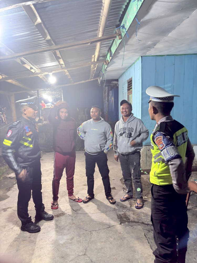 SATLANTAS POLRES MANGGARAI GELAR PATROLI MALAM ANTISIPASI BALAP LIAR DAN LAKA LANTAS, WUJUDKAN KEAMANAN DAN KESELAMATAN BERLALU LINTAS