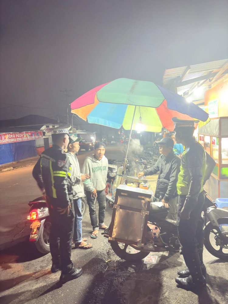 SATLANTAS POLRES MANGGARAI GELAR PATROLI MALAM ANTISIPASI BALAP LIAR DAN LAKA LANTAS, WUJUDKAN KEAMANAN DAN KESELAMATAN BERLALU LINTAS