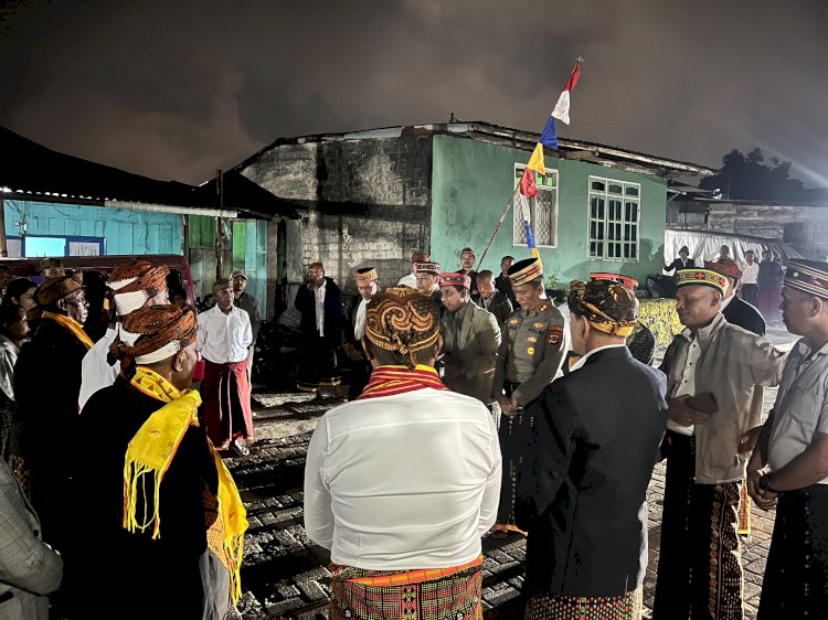 KAPOLRES MANGGARAI HADIRI RITUAL ADAT “WEE MBARU” GENDANG PITAK, WUJUD PENGHORMATAN POLRI TERHADAP BUDAYA DAN KEARIFAN LOKAL