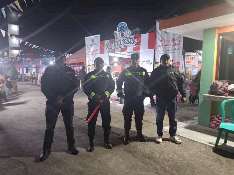 Bhabinkamtibmas Polres Manggarai Bersama Dinas Perhubungan Amankan Festival Ekonomi dan Bisnis, Wujudkan Kegiatan Berjalan Aman dan Kondusif