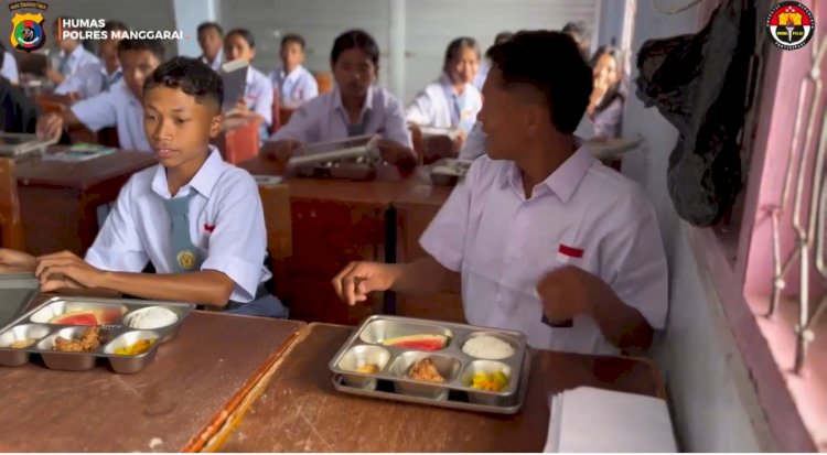 POLRES MANGGARAI BERKOMITMEN DUKUNG PENUH PROGRAM MAKAN BERGIZI GRATIS, SPPG LANGKE REMBONG PAU 3 YAYASAN KEMALA BHAYANGKARI RESMI BEROPERASI