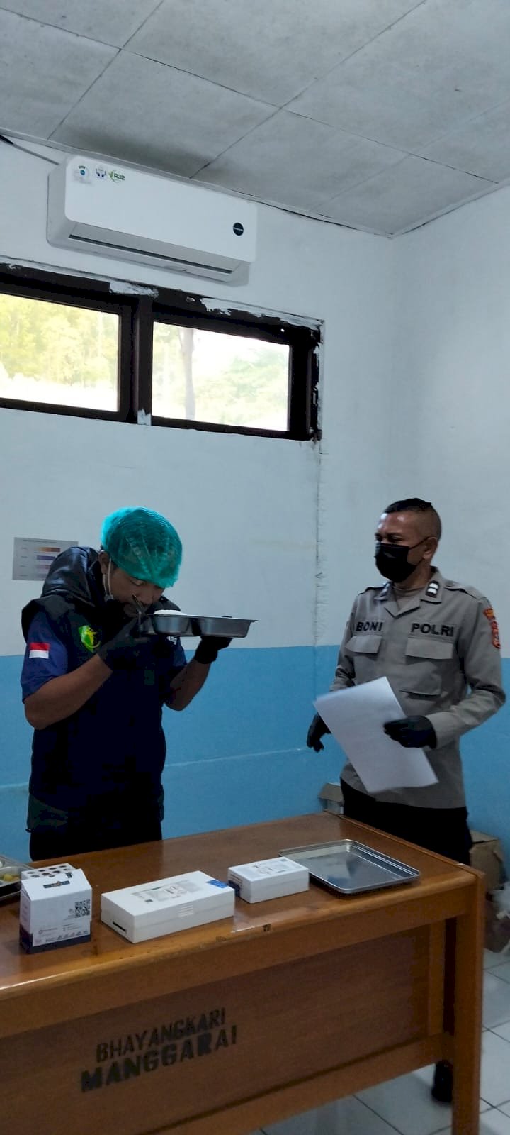 SIDOKKES POLRES MANGGARAI LAKUKAN PEMERIKSAAN FOOD SECURITY PROGRAM MAKAN BERGIZI GRATIS DI SPPG POLRES MANGGARAI, PASTIKAN MAKANAN AMAN, SEHAT, DAN LAYAK DIKONSUMSI