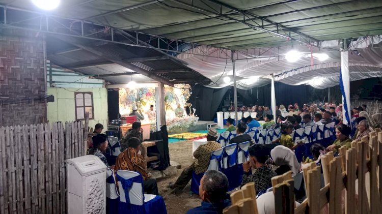 Polsek Reo Amankan Resepsi Pernikahan Warga, Pastikan Kegiatan Berlangsung Aman dan Kondusif