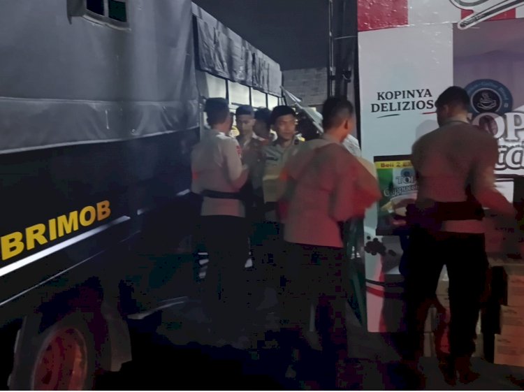 POLRES MANGGARAI BANTU MENYALURKAN BANTUAN ASLOG MABES POLRI KE KABUPATEN MANGGARAI