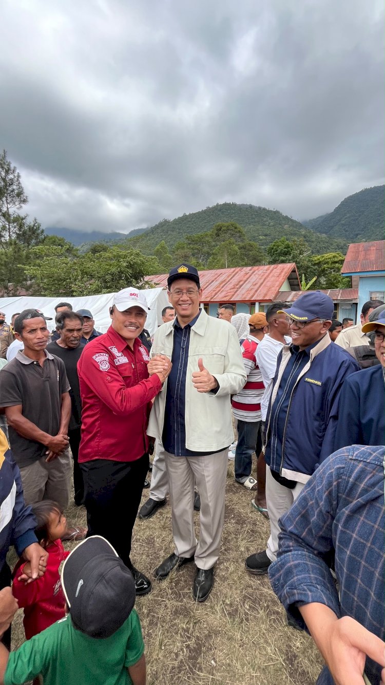 Menteri Keuangan RI dan Ketua Komisi XI DPR RI Tinjau Penanganan Pascagempa di Kabupaten Manggarai