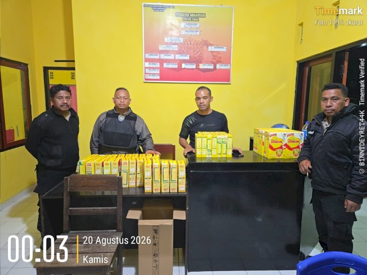 Polres Manggarai Terima 300 Kotak Susu Bantuan Kapolri untuk Warga Terdampak Gempa di Manggarai