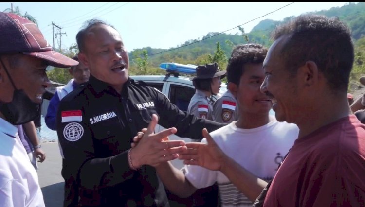 Warga Blokade Jalan di Wae Pesi, Polisi Pilih Dengarkan Keluhan dan Redakan Kekecewaan*