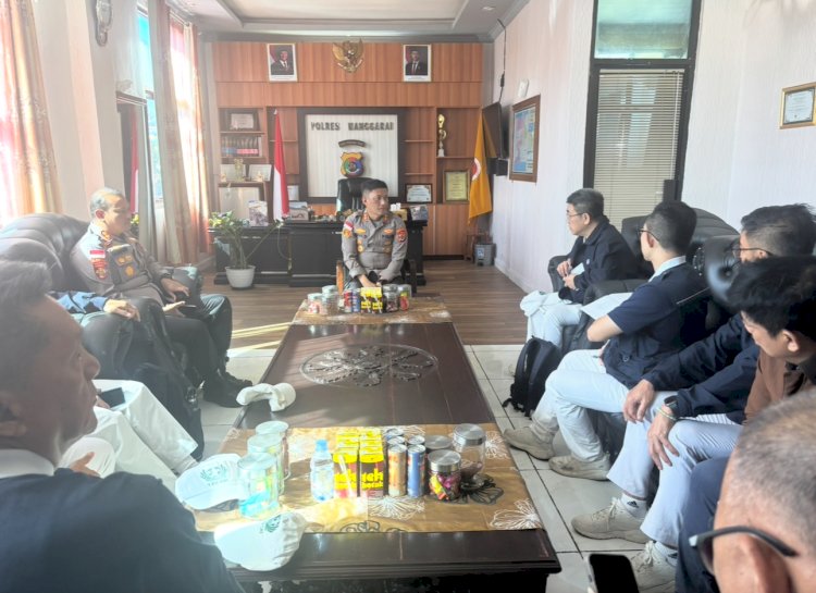 KAPOLRES MANGGARAI TERIMA TIM RELAWAN YAYASAN BUDDHA TZU CHI, SALURKAN BANTUAN UNTUK KORBAN GEMPA