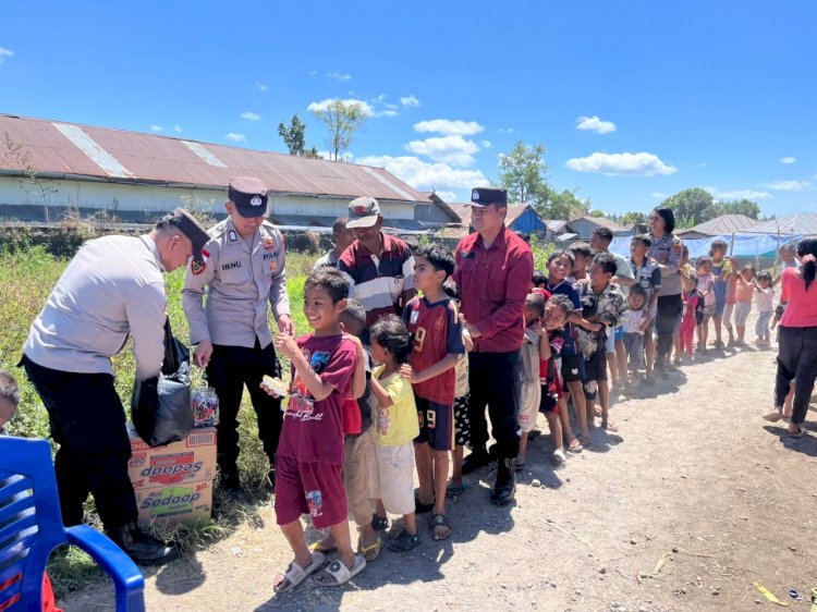 UPAYA PEMULIHAN PSIKOLOGIS ANAK TERDAMPAK GEMPA, POLRES MANGGARAI GELORAKAN GERAKAN TRAUMA HEALING DI POSKO PENGUNGSIAN
